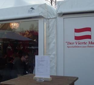 Weihnachtsmarkt beim Schloss