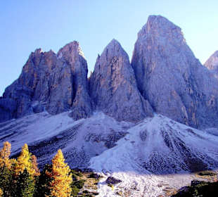 Adolf-Munkel-Weg mit Geislergruppe