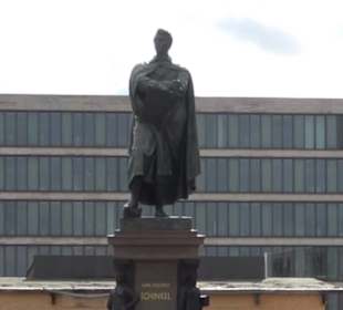 Schinkel-Denkmal