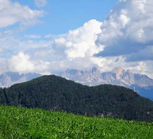 Dolomitenblick vom Wanderweg