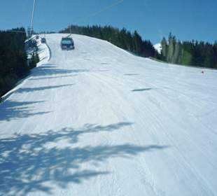 Skiabfahrt am Asitz in Leogang zur Mittelstation