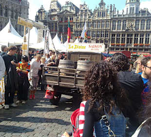 Stände auf Grand Place