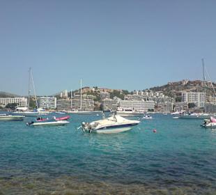 Traumhafte Aussicht am Strand von Santa Ponsa