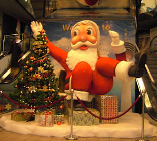 Entrance to kl tower