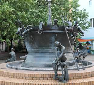 Der Faunbrunnen Leiterstraße / Heinrich-Apel-Platz