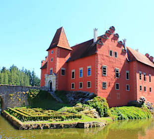 Zámek Červená Lhota