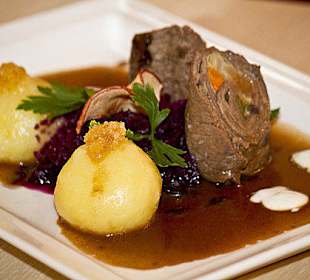 Leipziger Rinderroulade mit Kartoffelklößen