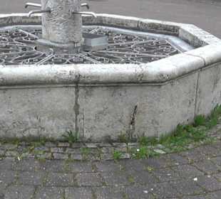 Dorfbrunnen Benzenzimmern