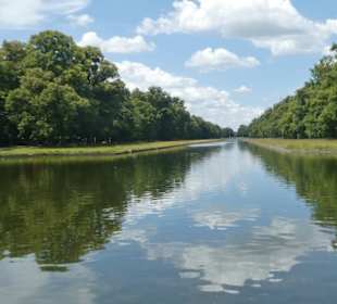 Blick Richtung Großer Kaskade im Schlosspark