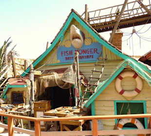 Popey Village / Filmkulissenhaus