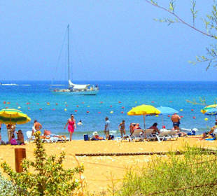 SY Siberia @ Ramla Bay, Gozo