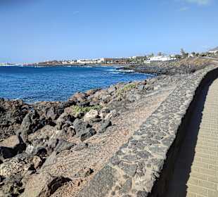 Strandpromenade Costa Teguise