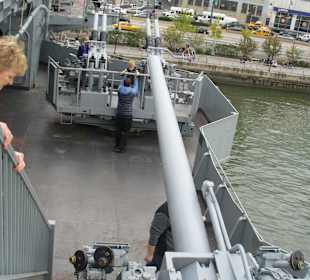 Auf der USS Intrepid