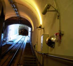 Die Fahrt beginnt, es fahren immer zwei. 