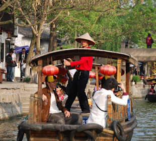 Der chinesische Gondoliere in Aktion