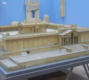 Modell des Bel-Tempels