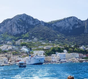 Schiffs-Rundreise Capri