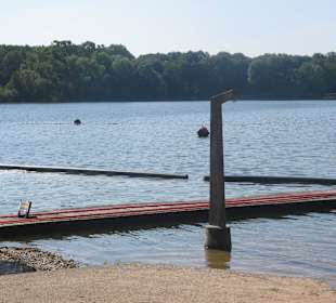 Weitere Sicht auf den See