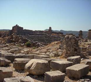 Reste von städtischen Bauten