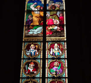 Die Fenster des Langschiffes im Kölner Dom