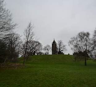 Cabot Tower na wzgórzu