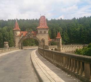 Přehrada Les Království