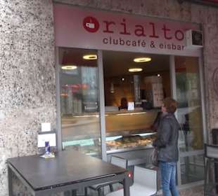 Herbert-von-Karajan-Platz