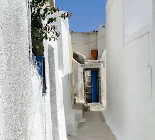 Urokliwy zaułek w Pyrgos.