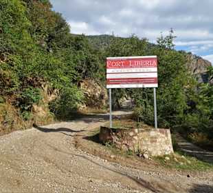 Der Weg zum Fort Liberia