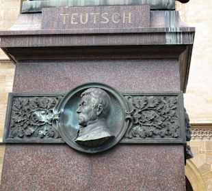 Bischof Teutsch Denkmal