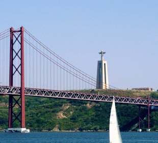 Scenic view during Tagus river cruise