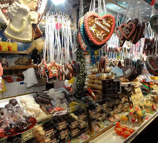 Spaziergang über den Märchenweihnachtsmarkt