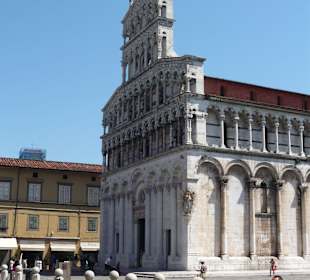 Piazza San Michele