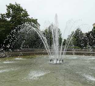 Der Springbrunnen in Magdeburg auf dem Ulrichplatz