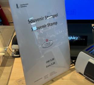 Gegen Gebühr gibt es einen Einreisestempel 