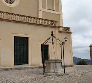 Brunnenplatz auf dem Kirchenberg