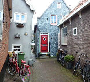 Maaken