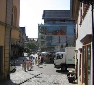 Der Blick von der Krämerbrücke zur Altstadt.