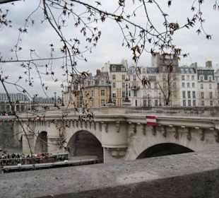 Älteste Brücke in Paris