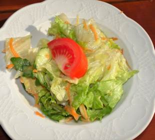 Beilagensalat im Gasthof Zur schönen Aussicht