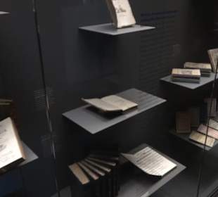 2. Obergeschoß - Literarische Abteilung