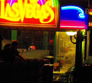 Immer geiler Betrieb dort und Live-Musik