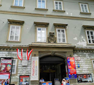 Palais Pallfy mit Phantasten Museum