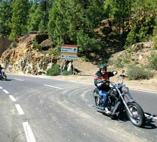 Harley Davidson Motorradtouren und Vermietung