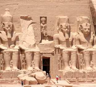Abu Simbel, Tempel Ramses II