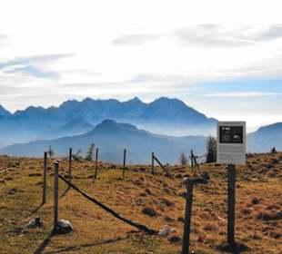 Blick zu den Karawanken
