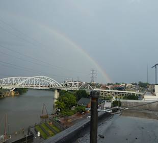 Regebogen über dem Cumberland River