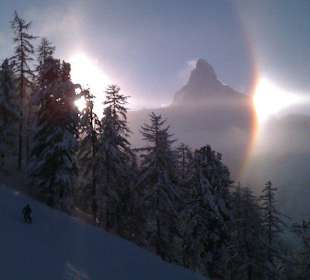 The end of an amazing powder skiing day