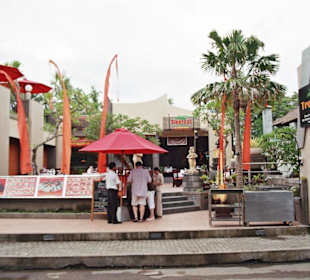 Das Tropical in Bualu