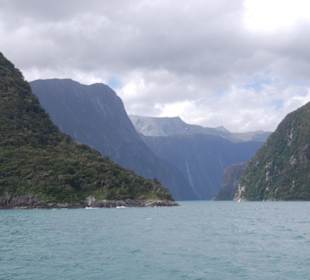 Фьорд Милфорд Саунд.